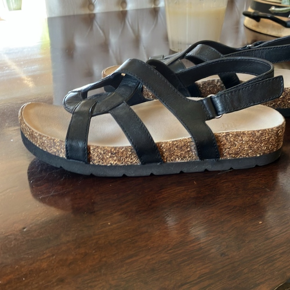 ABEO Black Sandals Ergonomic Comfort Strappy Design